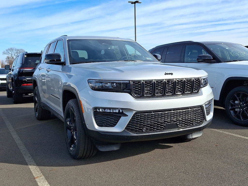 New 2025 Jeep Grand Cherokee Limited Sport Utility