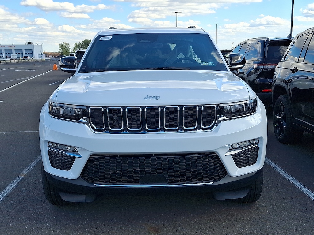 New 2025 Jeep Grand Cherokee Limited 4x4 Sport Utility