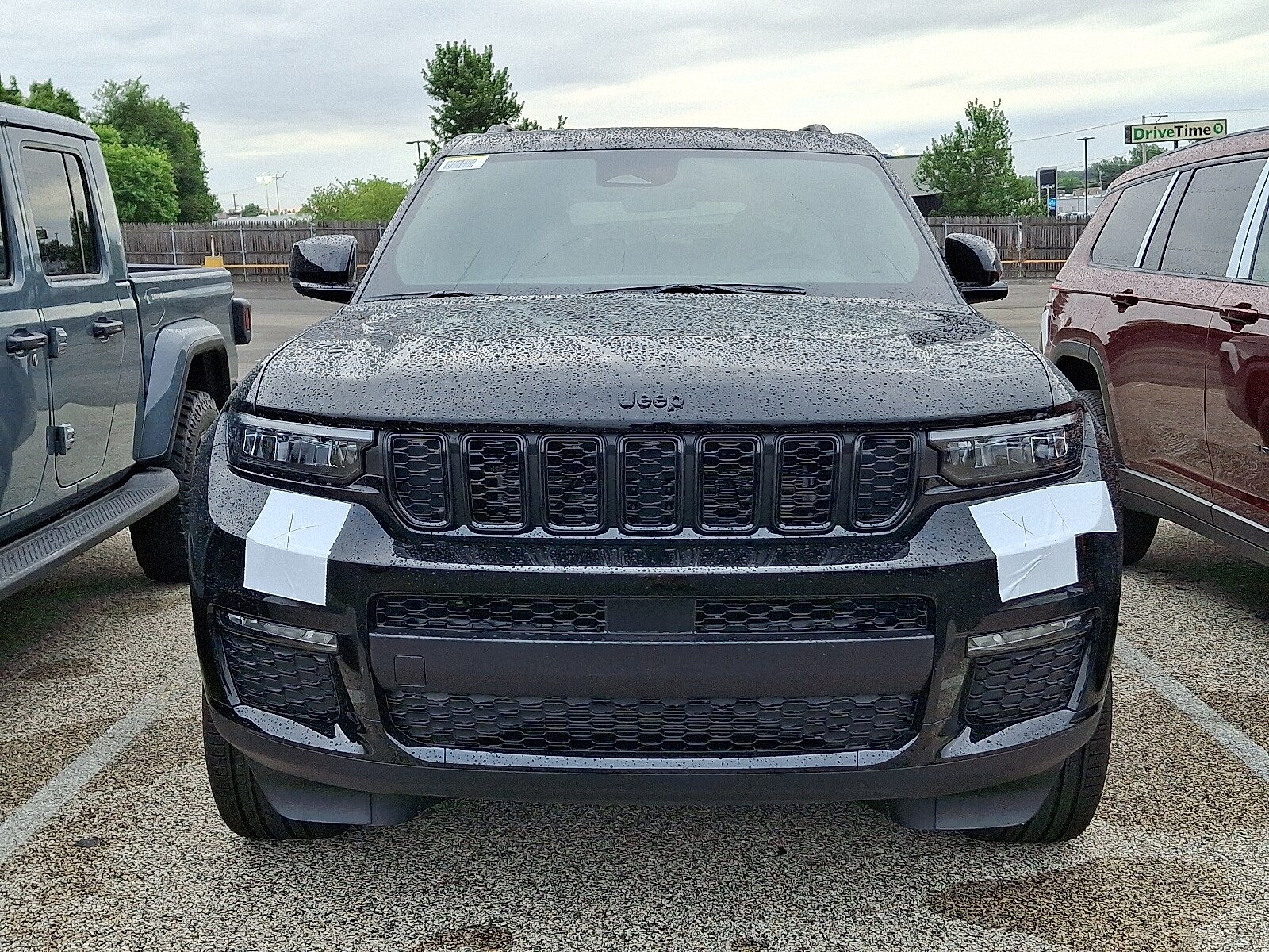 2025 Jeep Grand Cherokee Limited photo 2