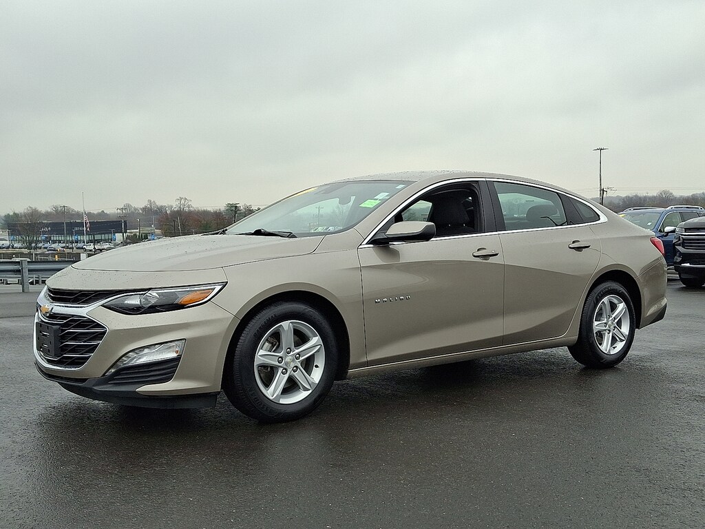 Used 2024 Chevrolet Malibu FWD 1LT Car