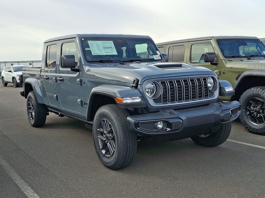 New 2026 Jeep Gladiator Sport S 4x4 Pickup