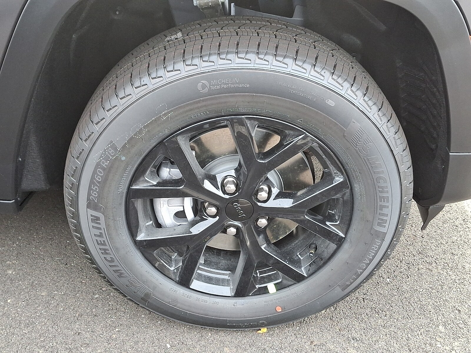 2025 Jeep Grand Cherokee Altitude photo 3