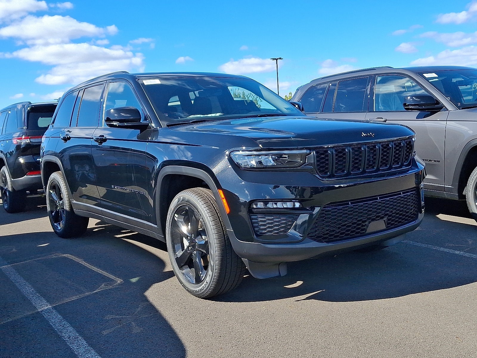 2025 Jeep Grand Cherokee Limited's photo