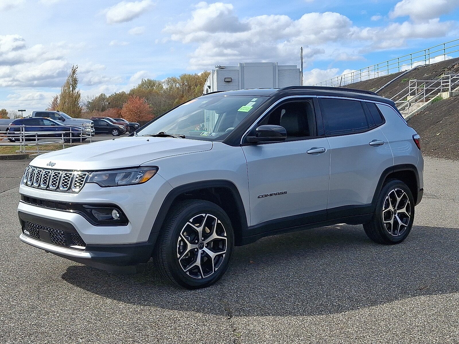 2025 Jeep Compass Limited photo 2