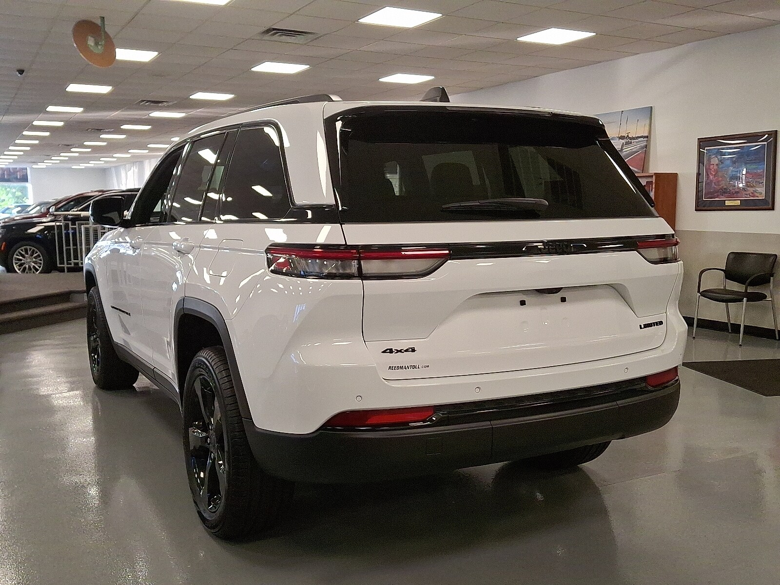 2025 Jeep Grand Cherokee Limited Sport photo 3