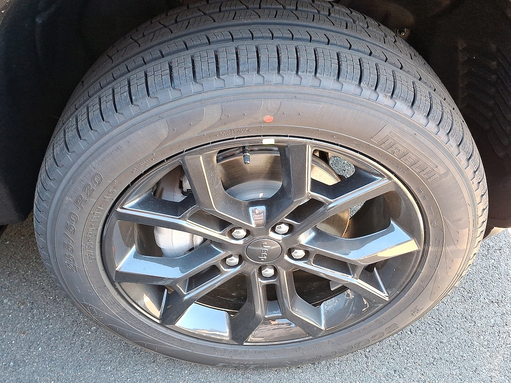 New 2025 Jeep Grand Cherokee Limited 4x4 Sport Utility