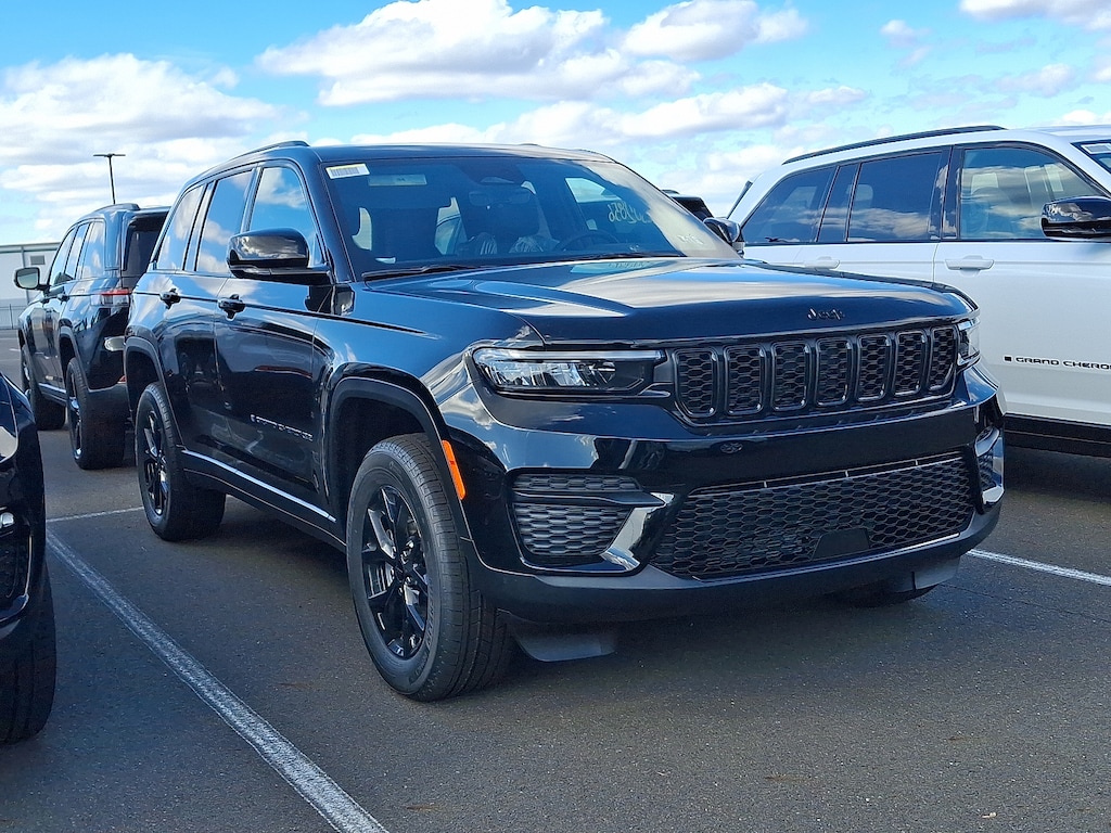 New 2025 Jeep Grand Cherokee Altitude X 4x4 Sport Utility
