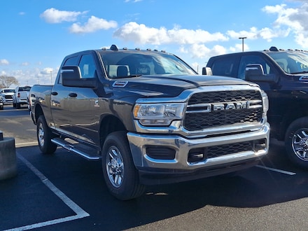 2024 Ram 2500 Tradesman Crew Cab 4x4 64 Box Pickup