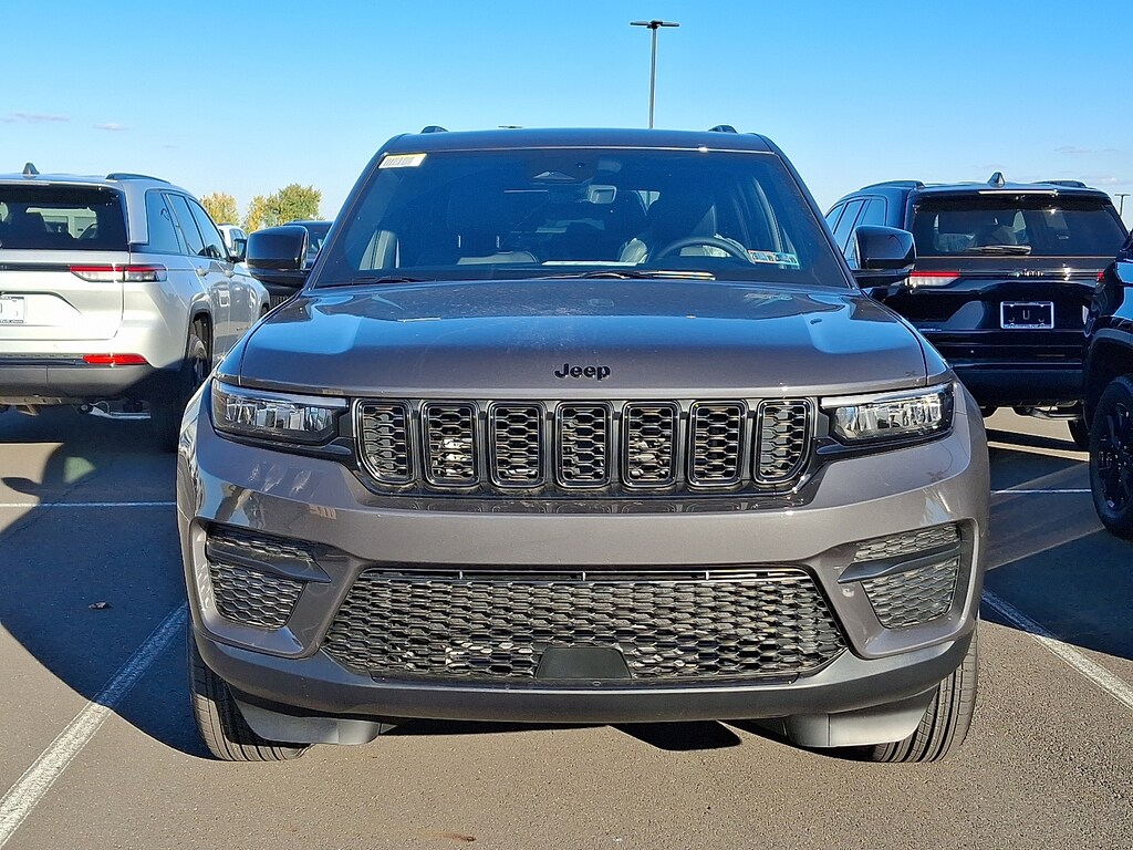 New 2025 Jeep Grand Cherokee Altitude X 4x4 Sport Utility