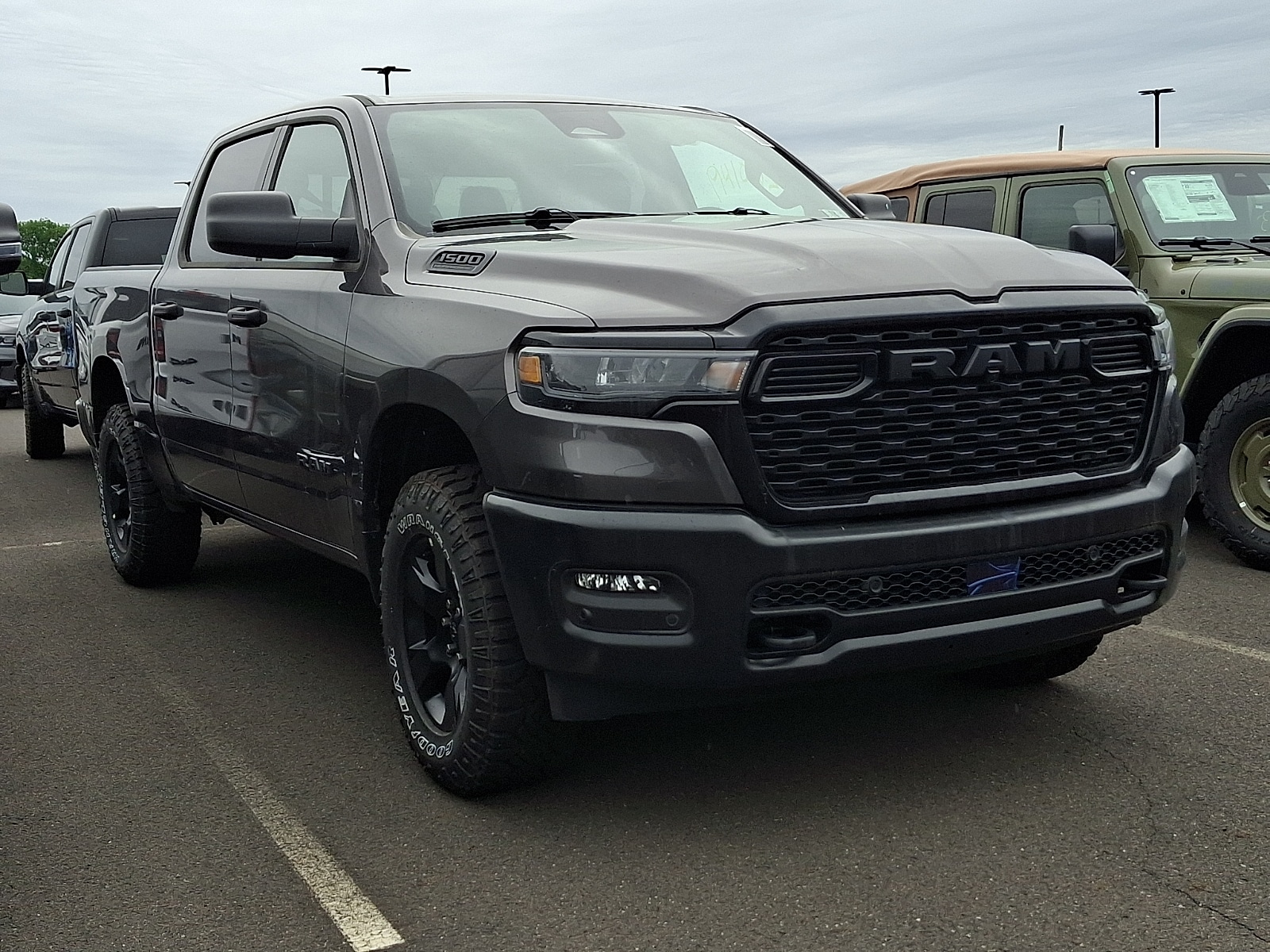 2026 RAM 1500 Warlock 4x4 Crew Cab 5'7's photo