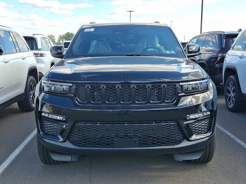New 2025 Jeep Grand Cherokee Limited 4x4 Sport Utility