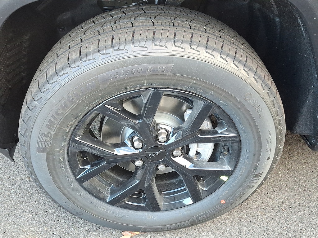 New 2025 Jeep Grand Cherokee Altitude X 4x4 Sport Utility