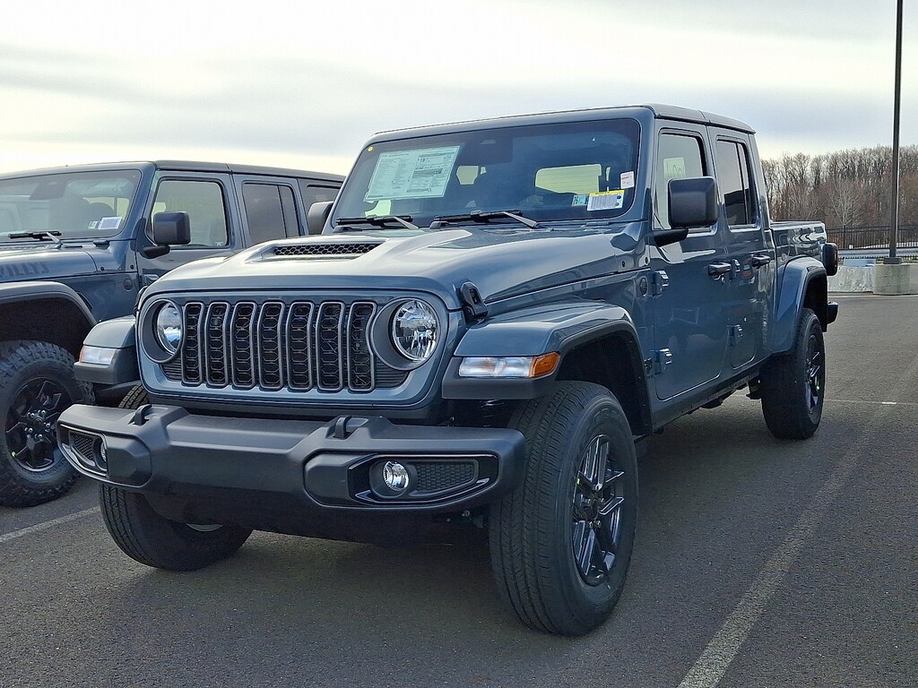 New 2026 Jeep Gladiator Sport S 4x4 Pickup
