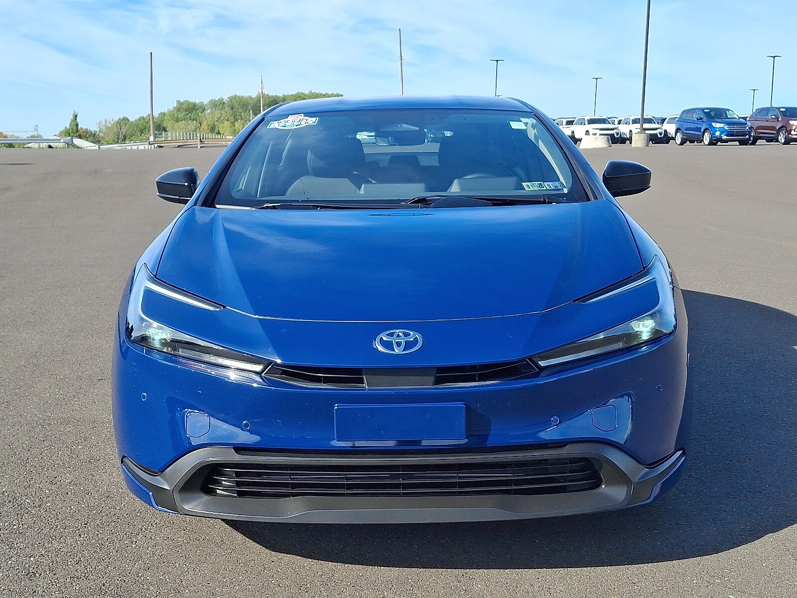 2023 Toyota Prius LE AWD-e photo 2