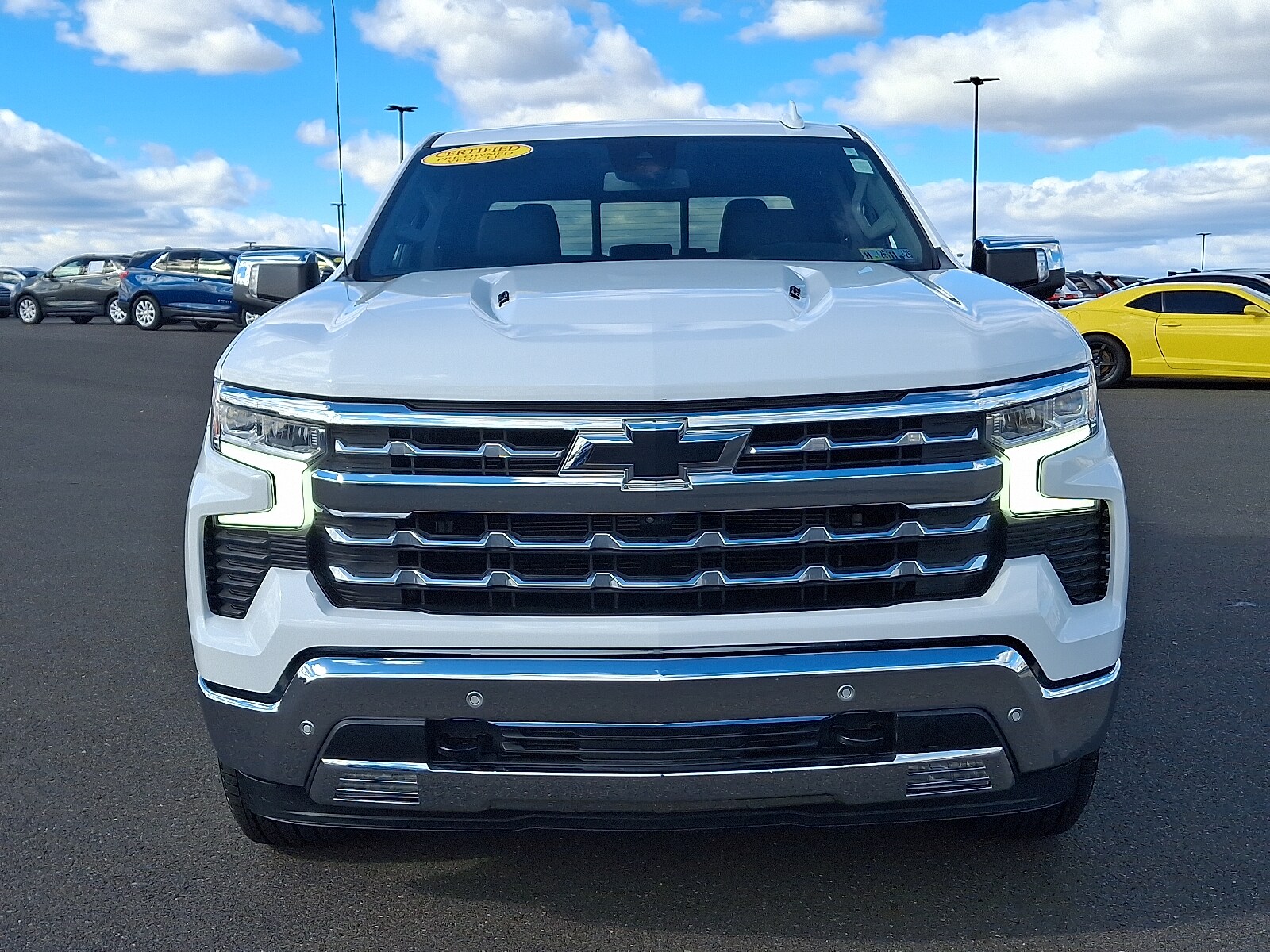 2023 Chevrolet Silverado 1500 LTZ photo 2