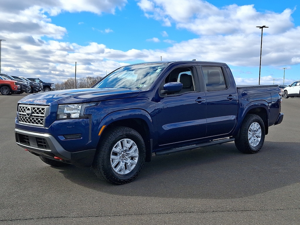 Used 2022 Nissan Frontier Crew Cab SV 4x4 Crew Cab Pickup