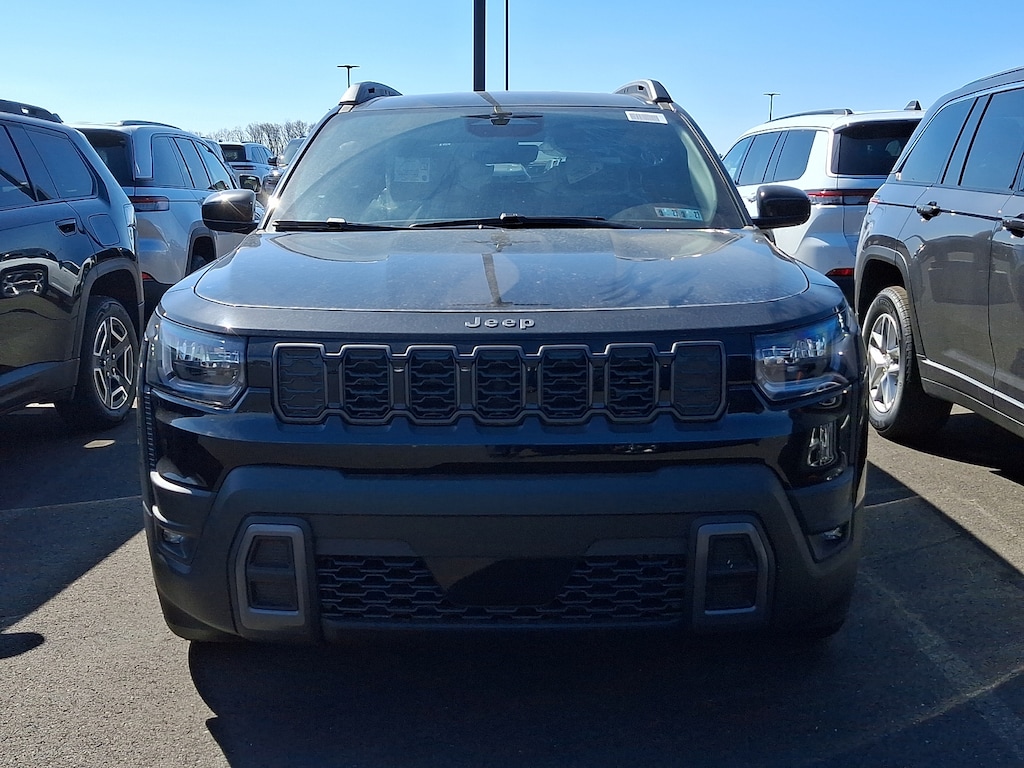 New 2026 Jeep Cherokee Laredo 4x4 Sport Utility