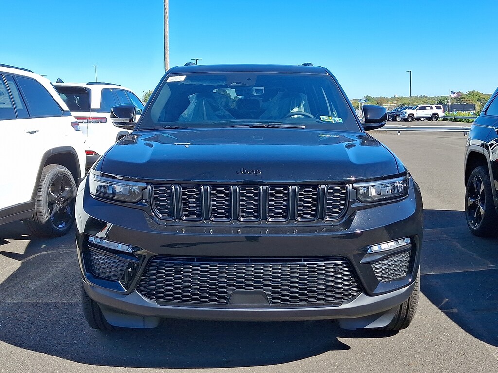 New 2025 Jeep Grand Cherokee Limited 4x4 Sport Utility