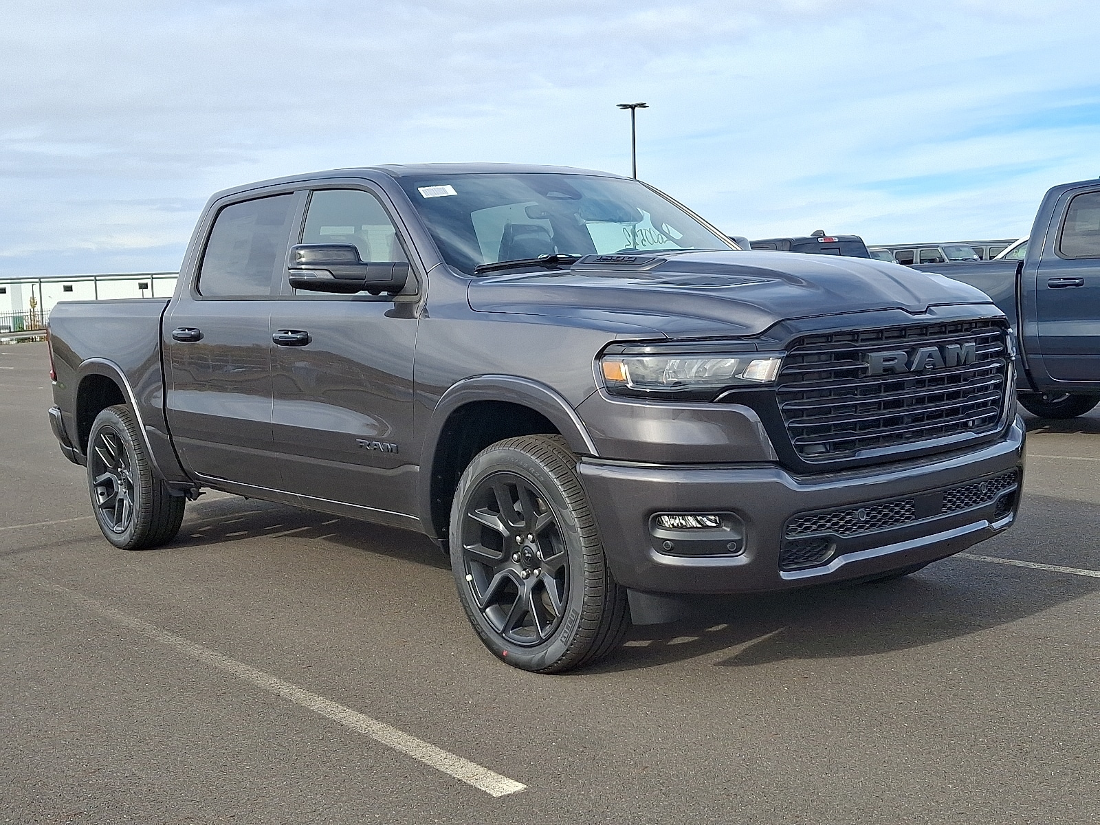 2026 RAM Ram 1500 Pickup Laramie's photo