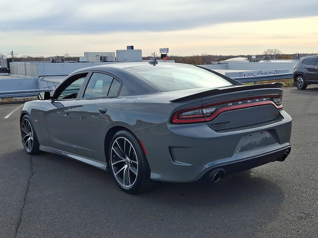 Used 2018 Dodge Charger R/T Scat Pack RWD Car