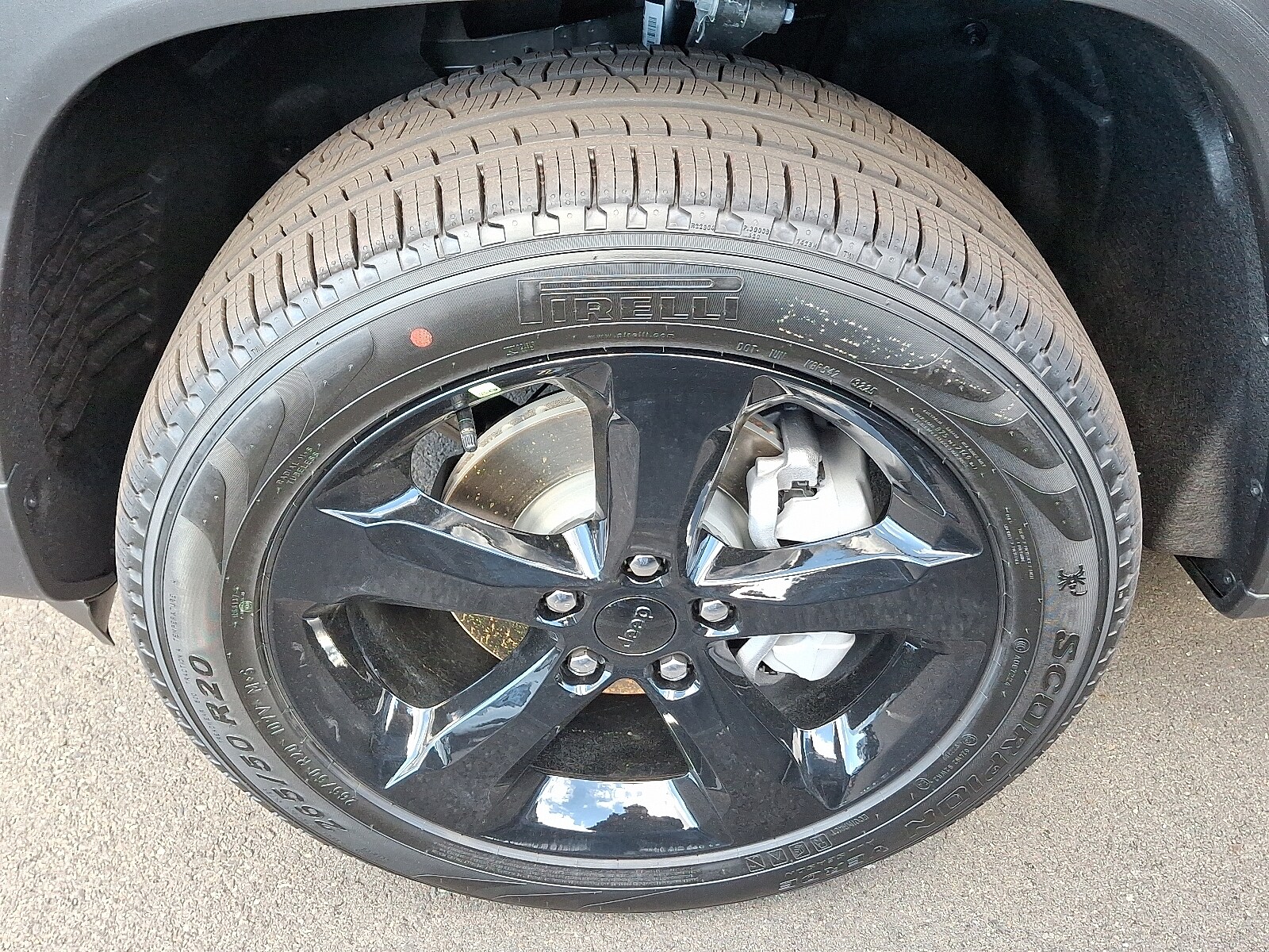 2025 Jeep Grand Cherokee Limited photo 3