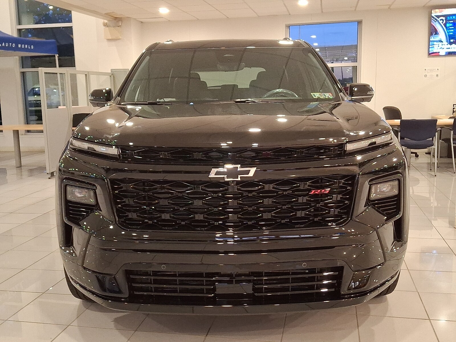 2026 Chevrolet Traverse RS photo 2