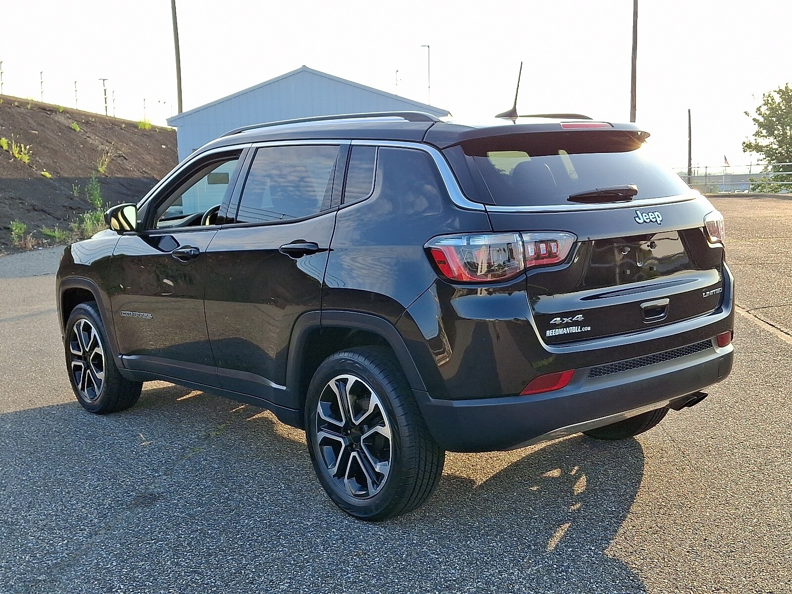 2022 Jeep Compass Limited photo 4