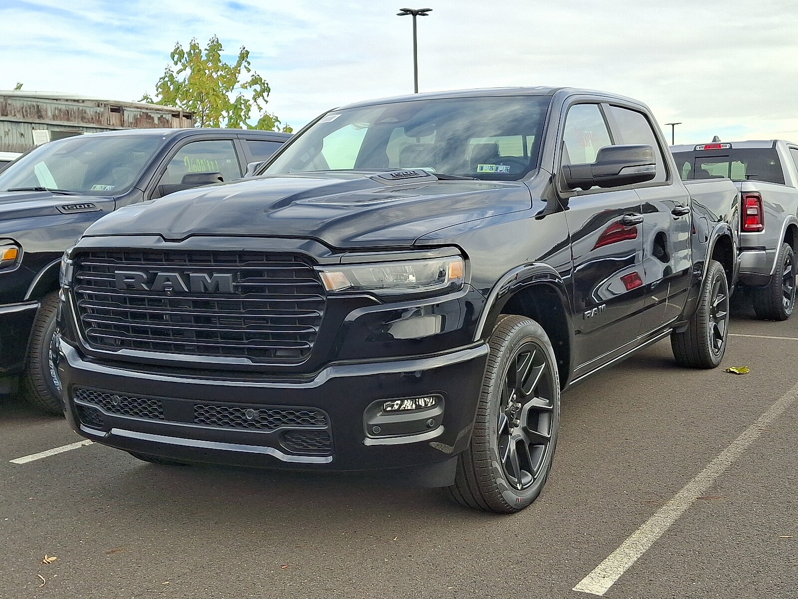 2026 Ram 1500 Laramie photo 3