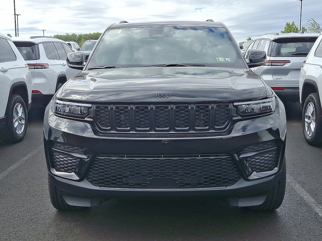 New 2025 Jeep Grand Cherokee Altitude X 4x4 Sport Utility