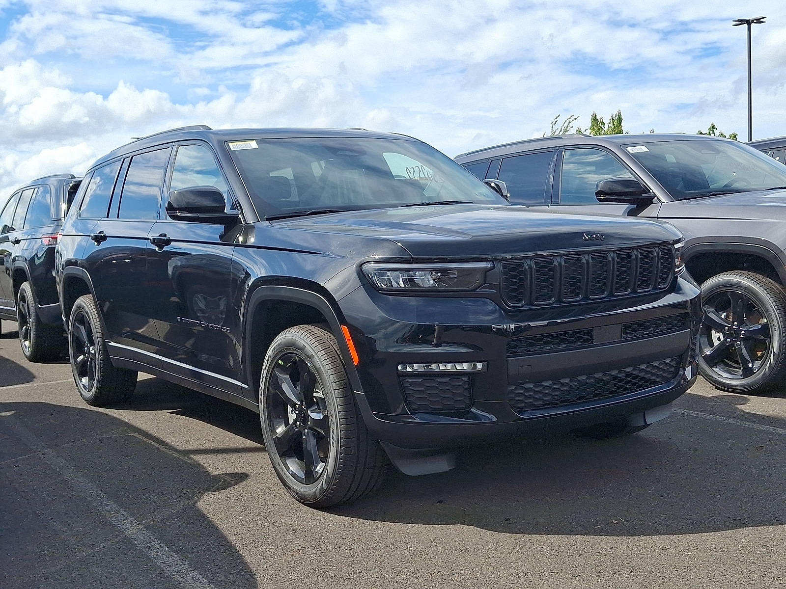 2025 Jeep Grand Cherokee L Limited's photo