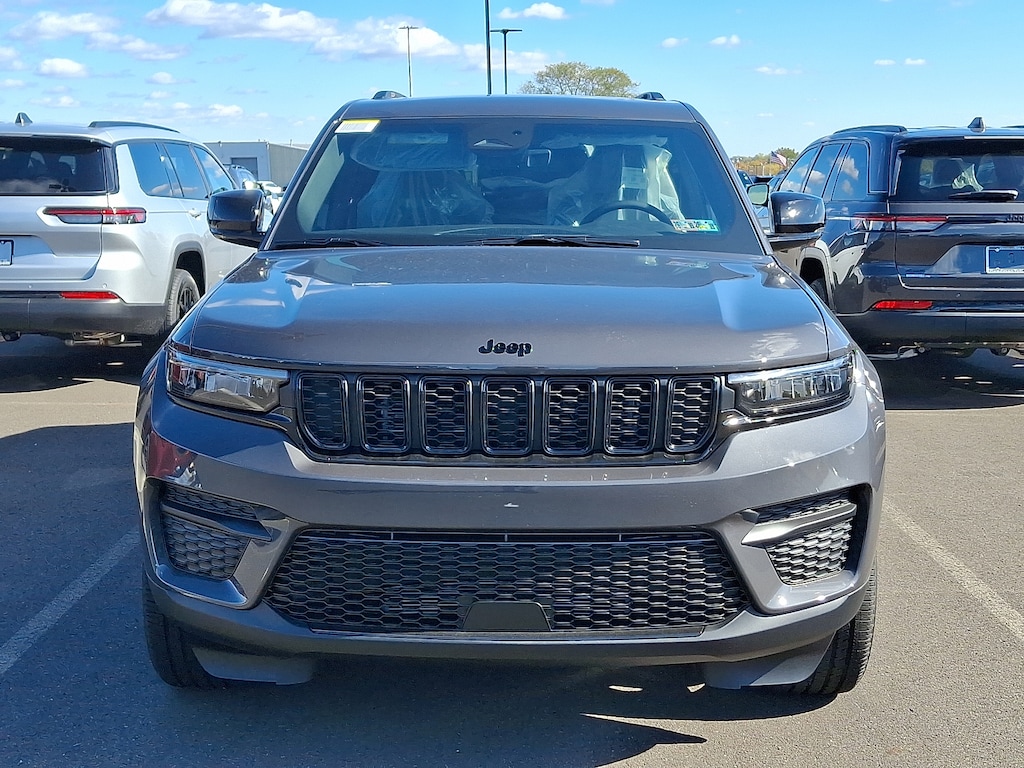New 2025 Jeep Grand Cherokee Altitude X 4x4 Sport Utility