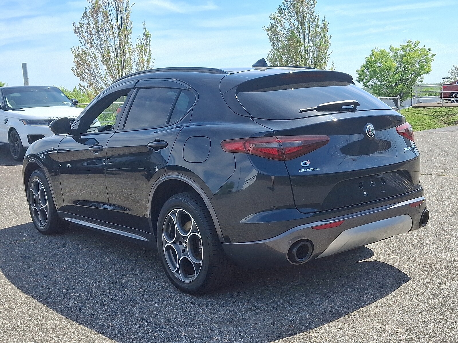 2022 Alfa Romeo Stelvio Ti photo 4