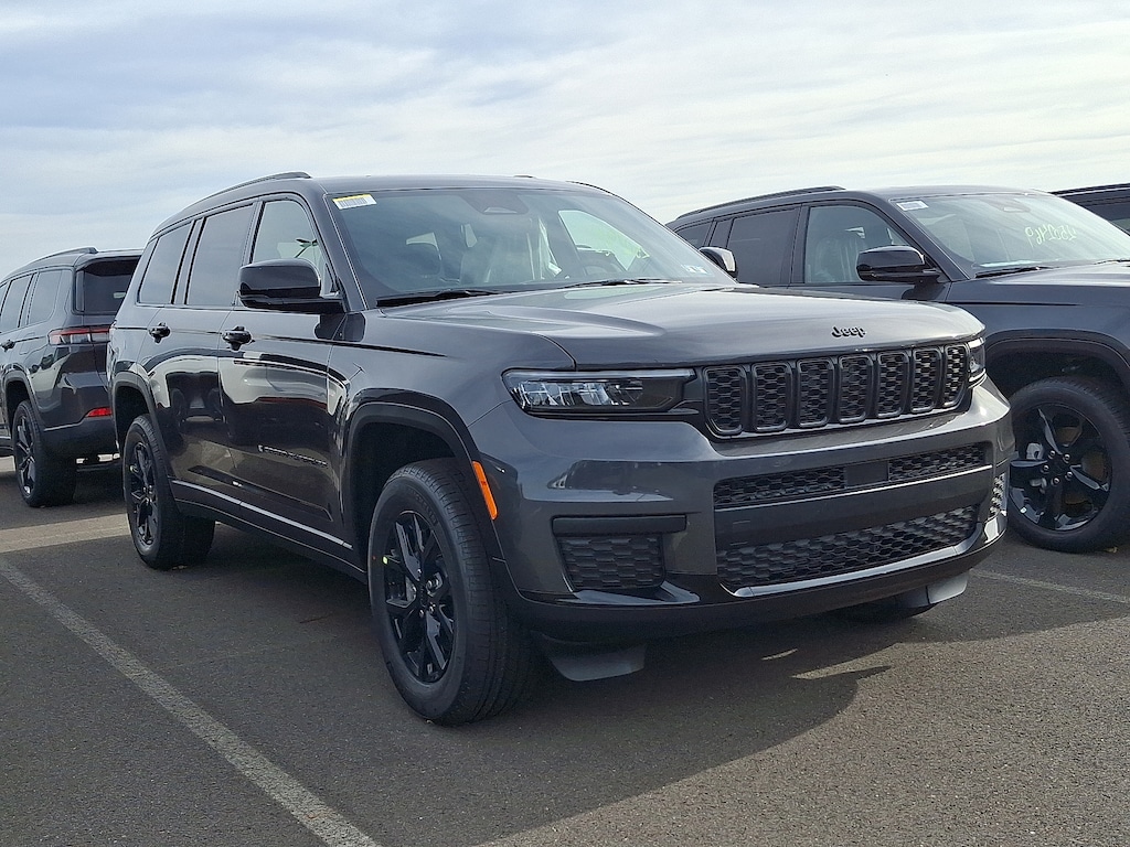 New 2025 Jeep Grand Cherokee L Altitude X 4x4 Sport Utility