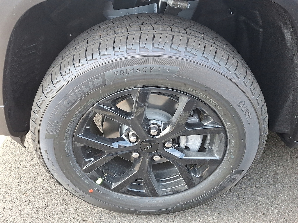 New 2025 Jeep Grand Cherokee Altitude X 4x4 Sport Utility