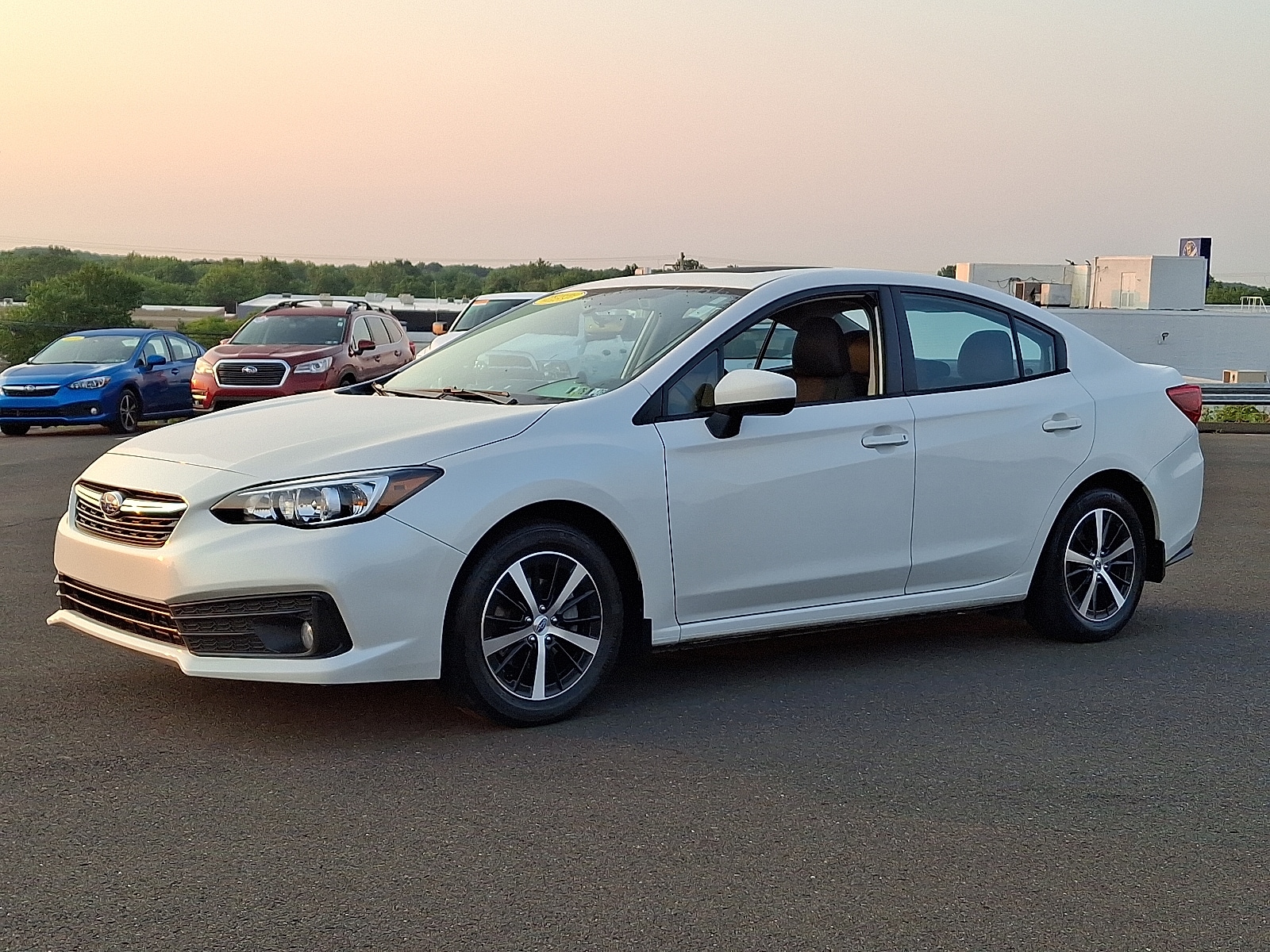 2023 Subaru Impreza Premium photo 3