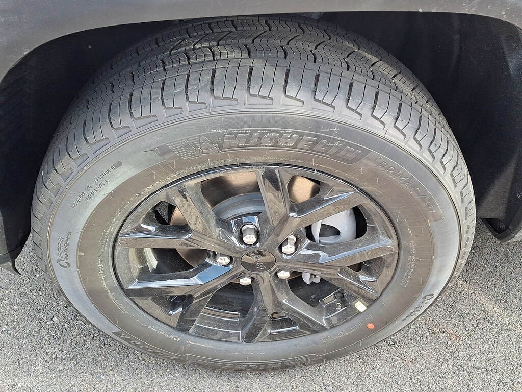 New 2026 Jeep Grand Cherokee Altitude 4x4 Sport Utility