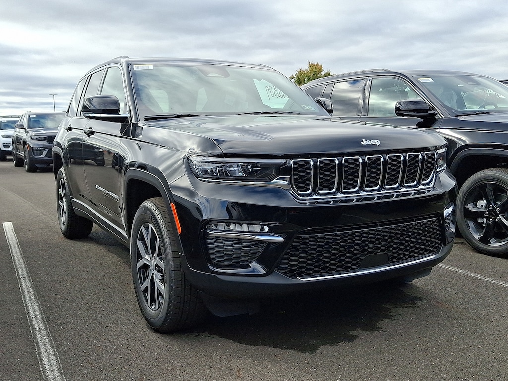 New 2025 Jeep Grand Cherokee Limited 4x4 Sport Utility