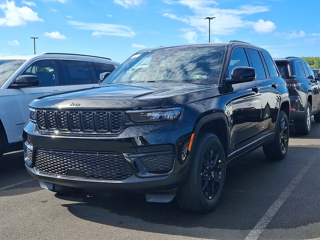 New 2025 Jeep Grand Cherokee Altitude X 4x4 Sport Utility