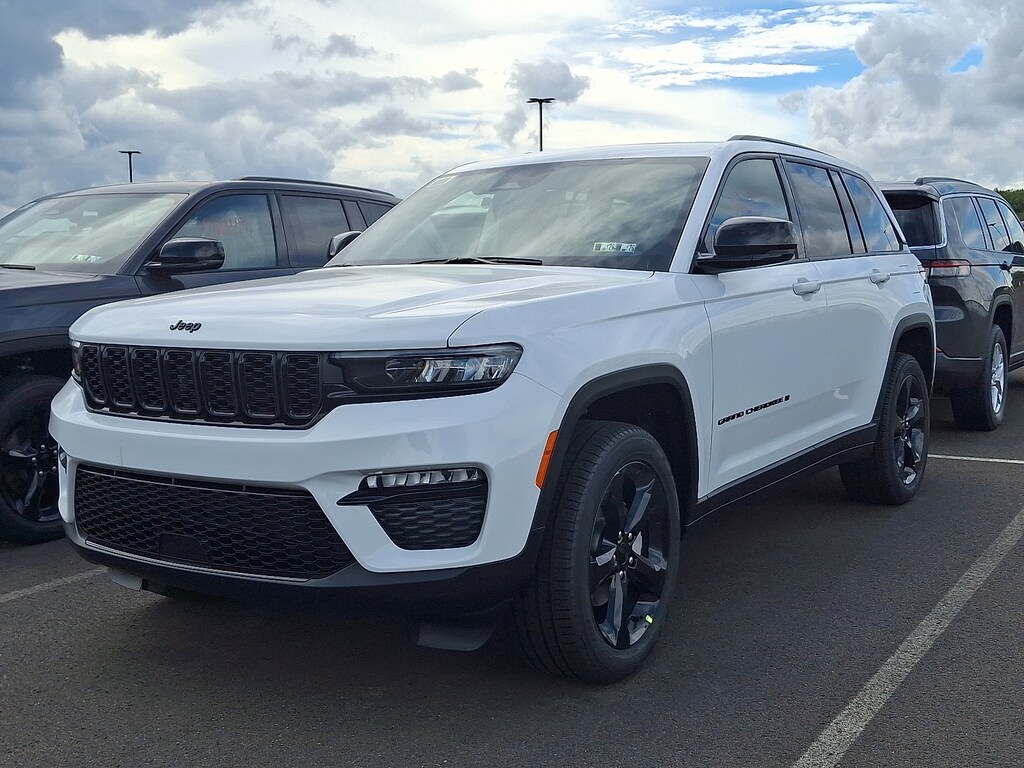 New 2025 Jeep Grand Cherokee Limited 4x4 Sport Utility