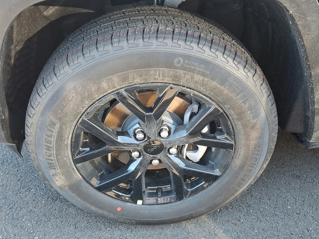 New 2026 Jeep Grand Cherokee Altitude 4x4 Sport Utility