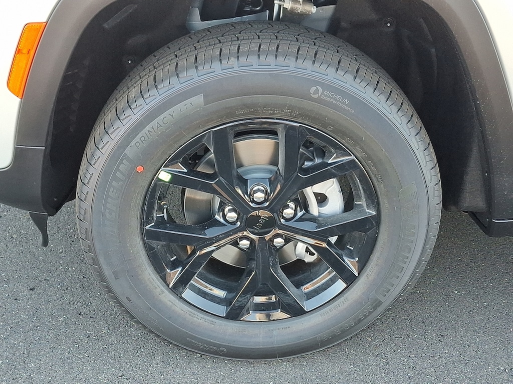 New 2025 Jeep Grand Cherokee Altitude X 4x4 Sport Utility