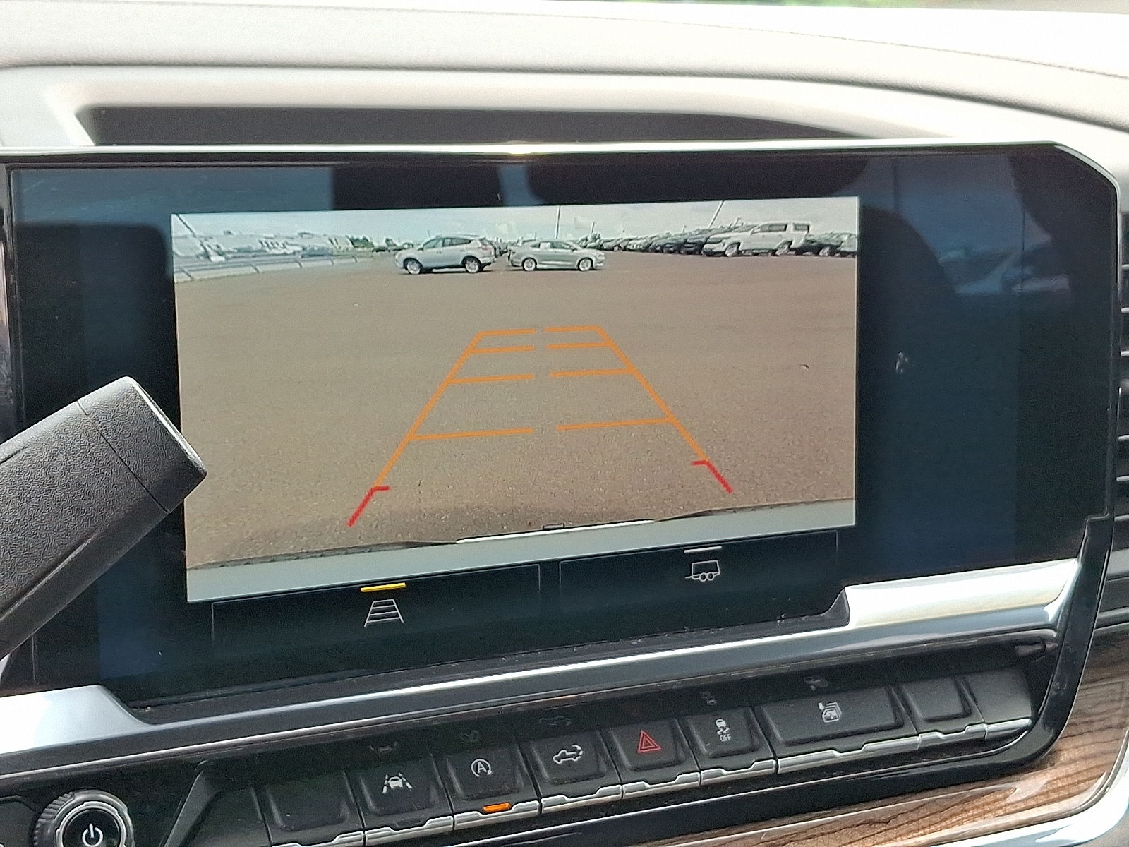 2024 Chevrolet Silverado 1500 LT - Photo 18