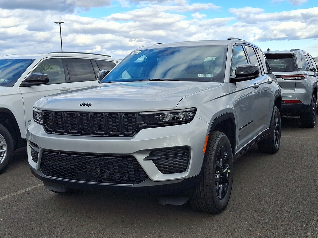 New 2025 Jeep Grand Cherokee Altitude X 4x4 Sport Utility