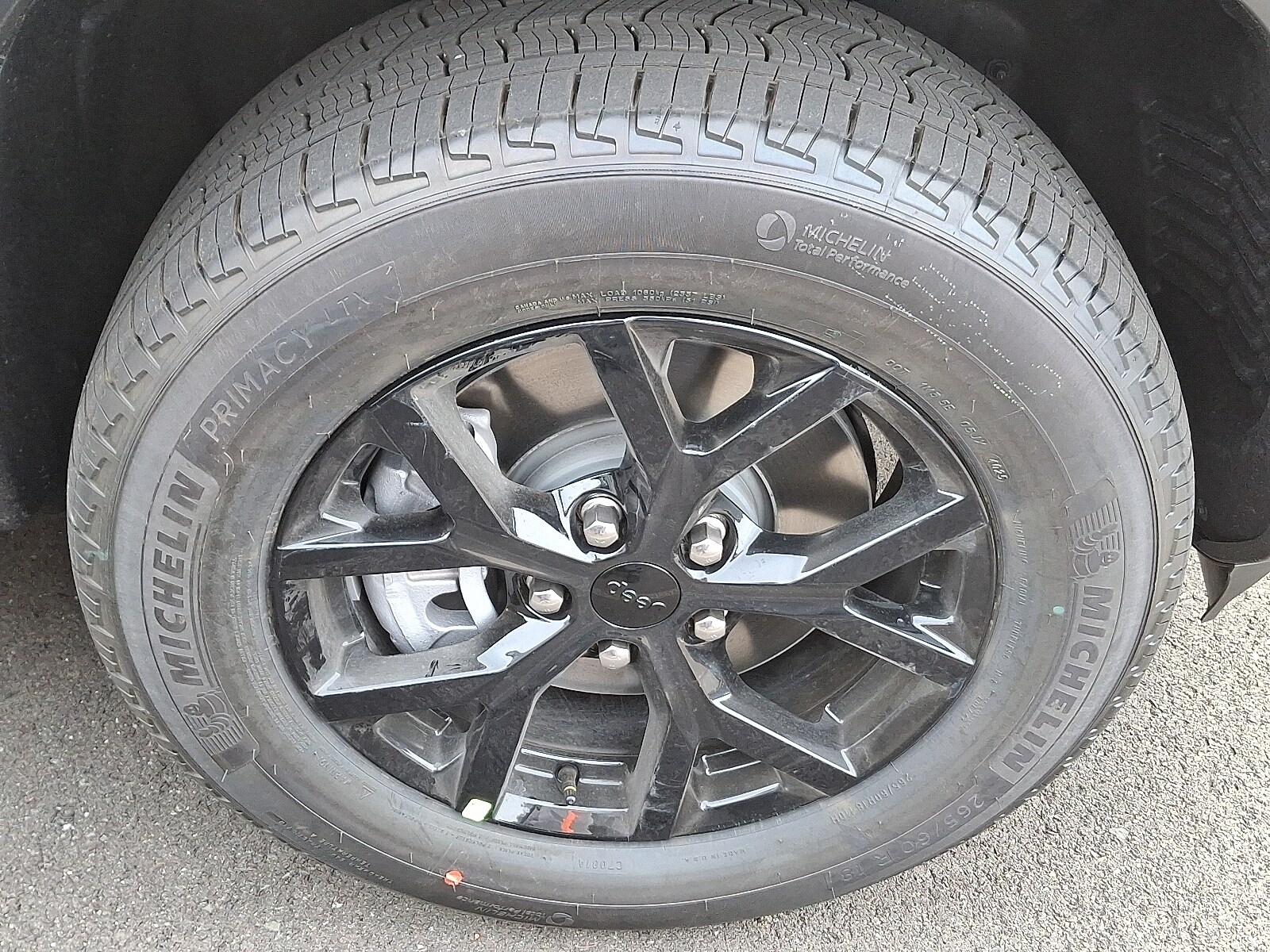 2025 Jeep Grand Cherokee Altitude photo 4