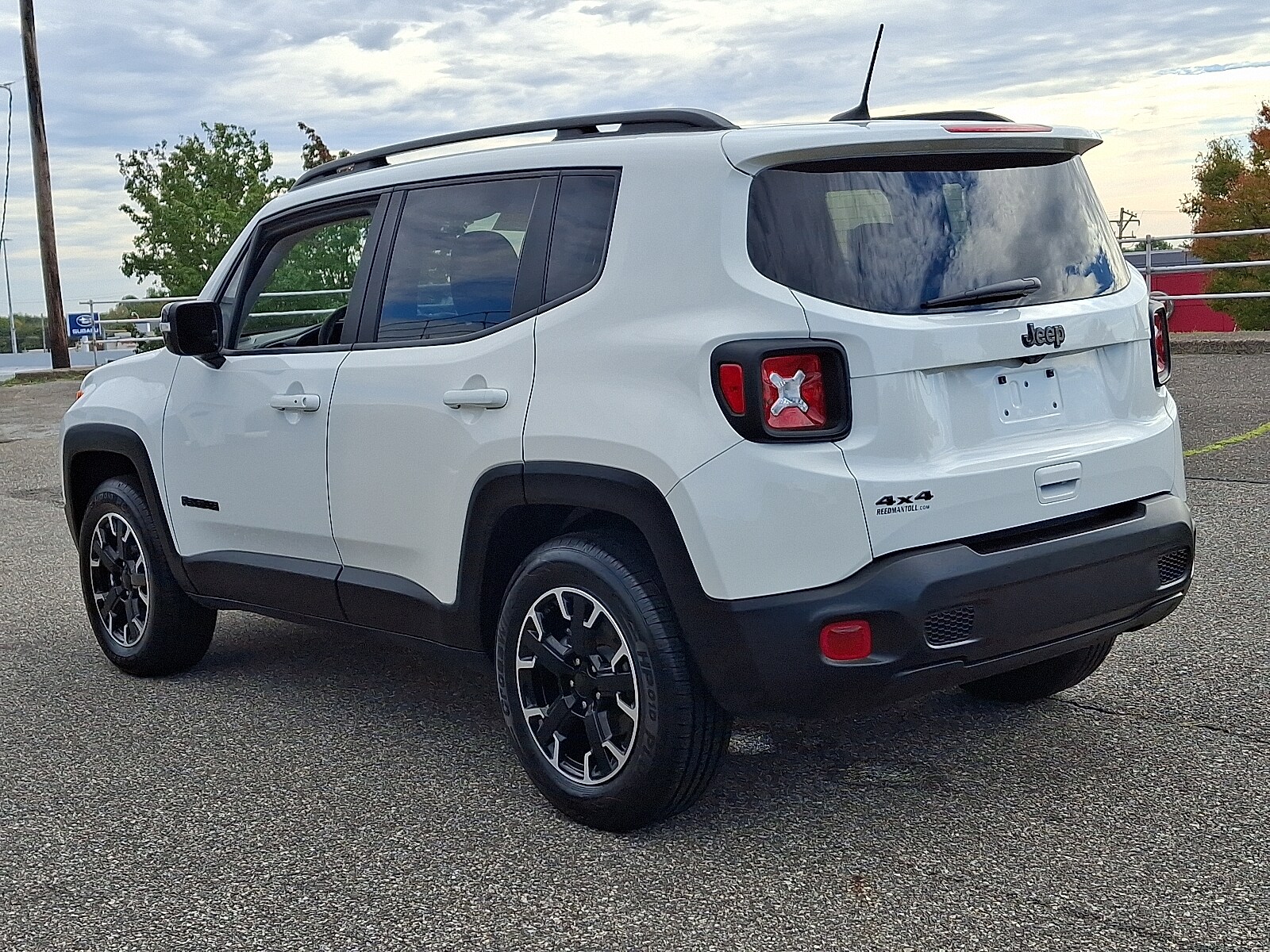 2023 Jeep Renegade Upland photo 2