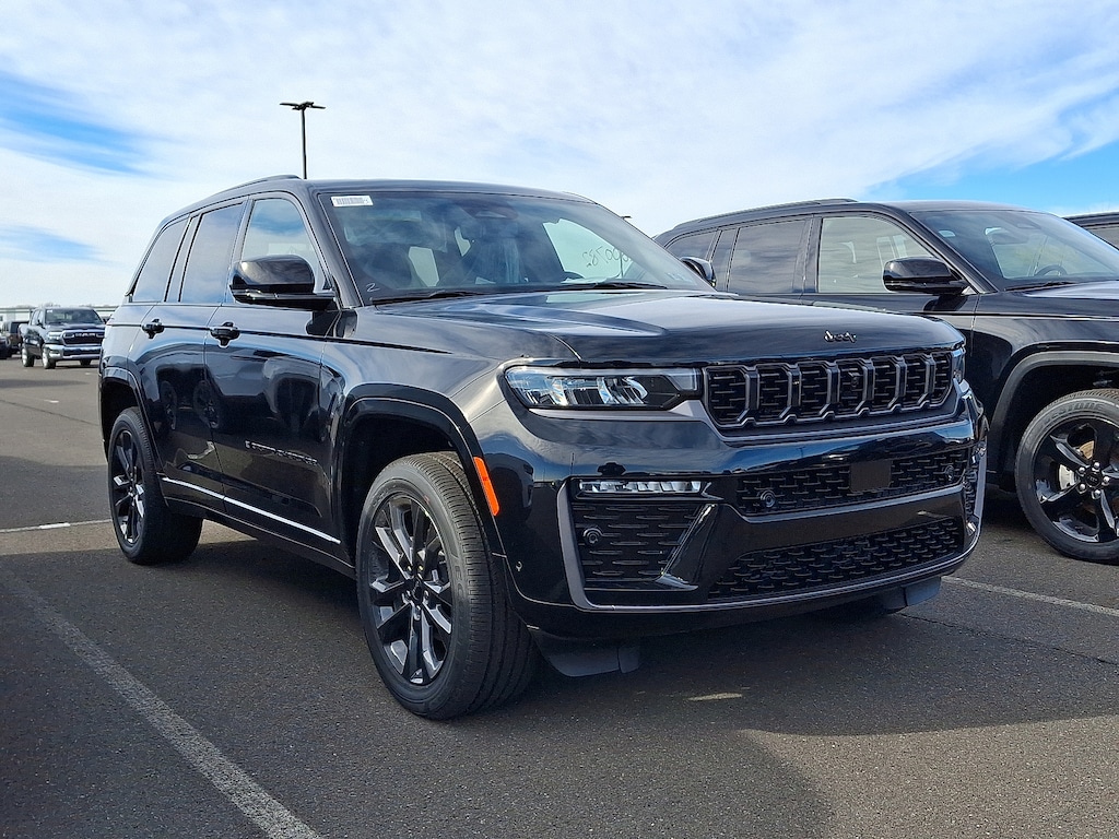 New 2026 Jeep Grand Cherokee Limited Reserve 4x4 Sport Utility