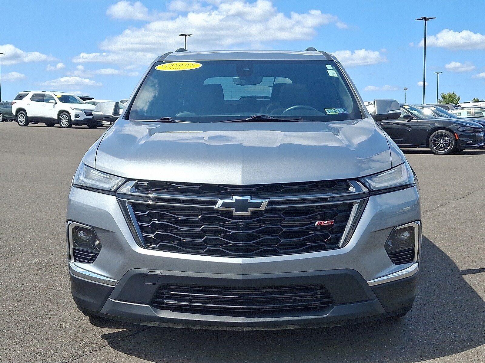 2023 Chevrolet Traverse RS photo 2