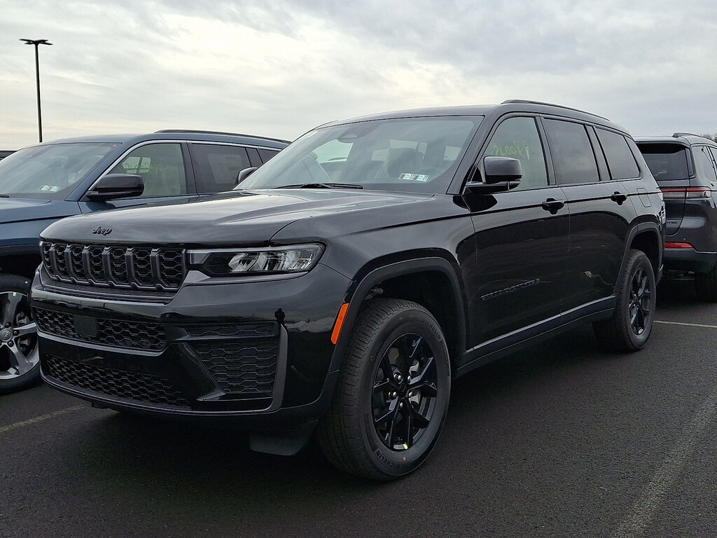New 2026 Jeep Grand Cherokee L Altitude 4x4 Sport Utility