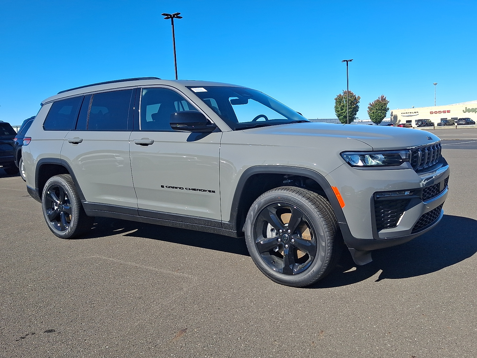 2027 Jeep Grand Cherokee L