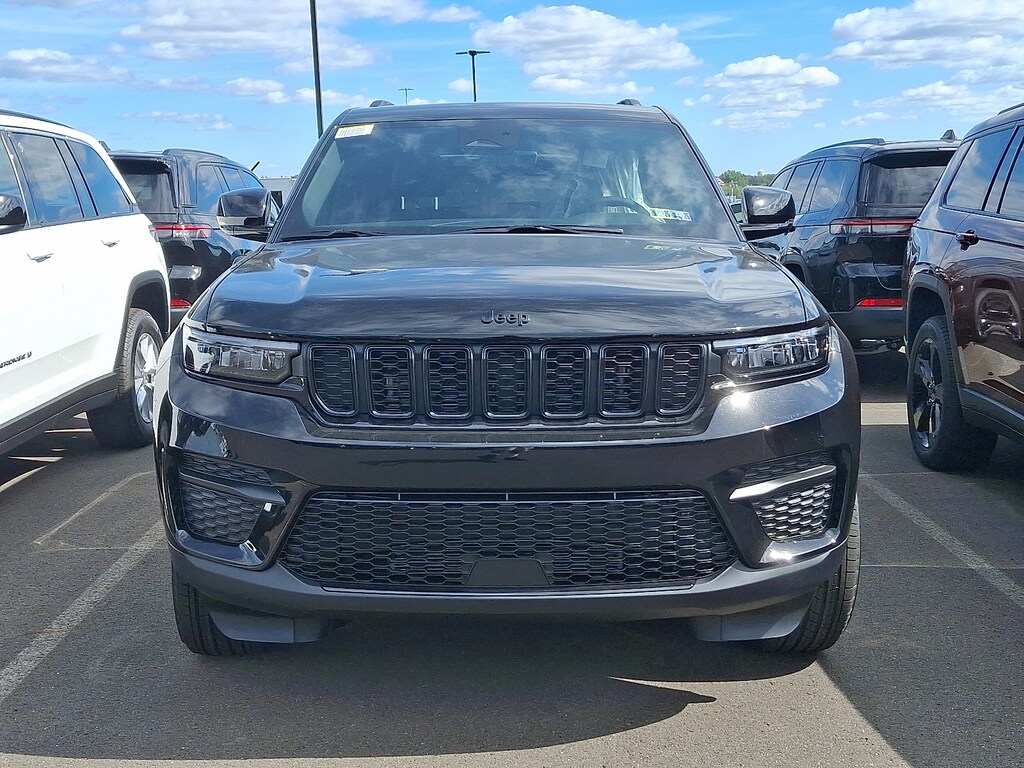 New 2025 Jeep Grand Cherokee Altitude X 4x4 Sport Utility